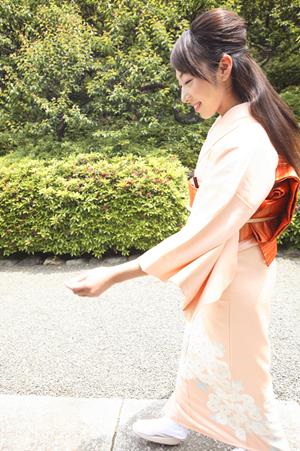 買付の代行を行うRAKURAKU